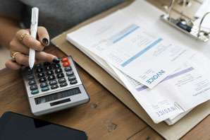 Financial Reporting Analyst Job Description, Key Duties and Responsibilities