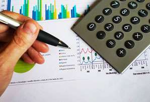 Financial Data Analyst Job Description, Key Duties and Responsibilities