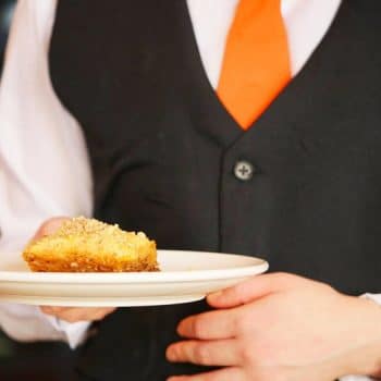 Banquet Server Job Description, Key Duties and Responsibilities