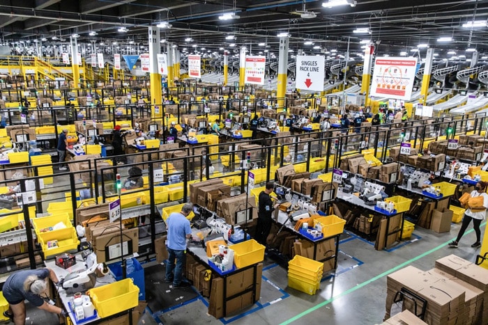 Amazon FC Shipping Associate Job Description