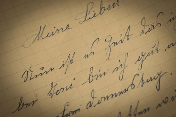 How to Become a Forensic Handwriting Expert
