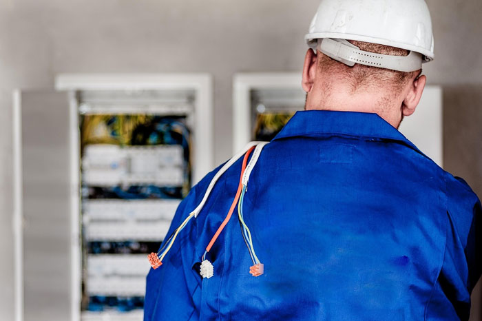 Apprentice Electrician Job Description