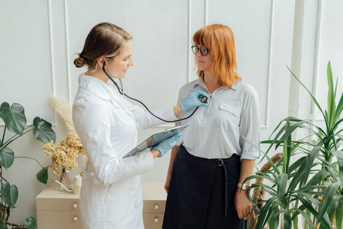 Clinical Nurse Practitioner Job Description