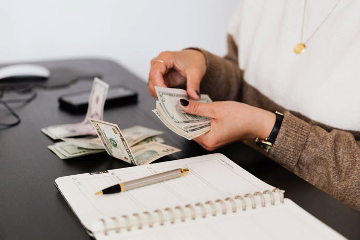 Payroll Specialist Job Description