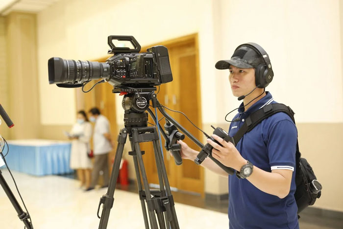 Television Production Assistant Job Description